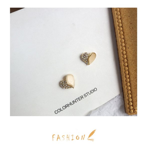 💙Unique Rhinestone Shell Hearts Stud Earrings - Picture 5 of 11